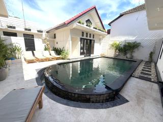 Villa KAS Legian Seminyak - 6 Bedroom Villa - 8