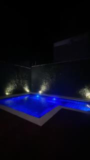 Casa em Condomínio com Piscina Privativa - 8