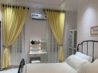 The Bay Apartments - Olute - 9