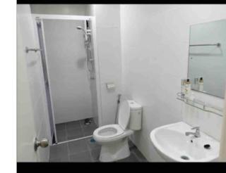 Dandelion 3BR Apt GardenNetflixWifi - 9