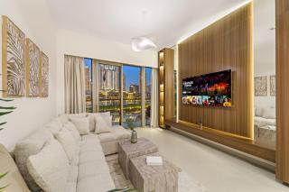 Panoramic 2BR with Pool & Burj View Next to Mall - 9