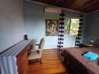 Hidden Haven House - 0