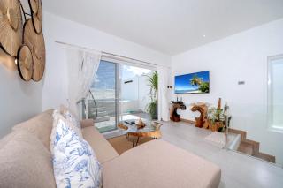 Your Piece of Tropical Paradise - 3BR Villa Mare with Pool & Elegant Interiors near NaiHarn Beach - Ban Saiyuan (1) - 6