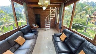 Villa Paviliun by Santosa Stable & Resort - 8