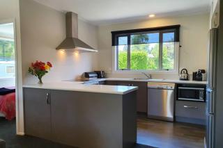 Private Rooms with Shared Bathroom - Lake Tekapo - 2