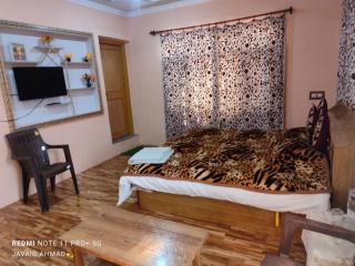 The Vintage Kashmir Home - 5