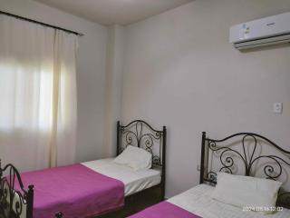 شاليه مصيفي فاخر قرية لاسيرينا الساحل الشمالي - 1