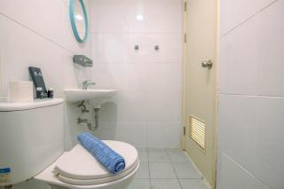 Nice and Cozy Studio Apartment at Patraland Urbano By Travelio - Bekasi - 6