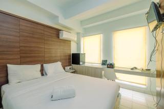 Nice and Cozy Studio Apartment at Patraland Urbano By Travelio - Bekasi - 4