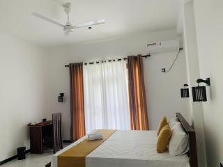 Sunrise Bliss Villa - Tangalle - 1