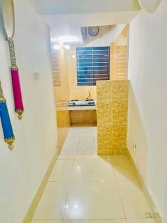 GLxHouse - - 2