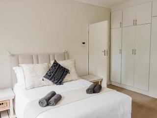 Deja Blue, Amblewood Guesthouse - Kenton on Sea - 9