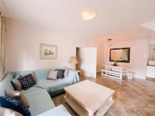 Wildecrest & Ripplemead, Amblewood Guesthouse - 2