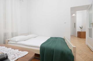 Nowy Świat Apartament w Centrum Warszawy by Noclegi Renters - Warsaw - 1