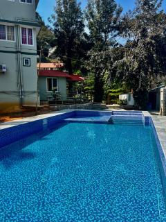Lakshmi Flower Tech Resort - Yelagiri - 8