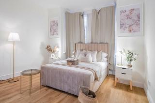 Charming London Flat Near Wembley Parks & Garden - 7