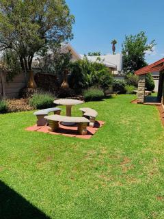 Leruo's guest house - 1
