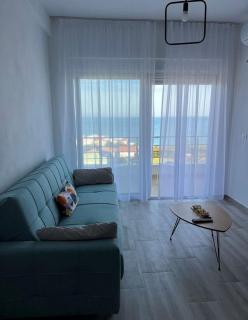 Apartment Complex with Pool in Bar, Montenegro - Bar - 2