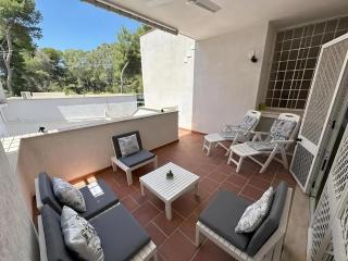 Casa con piscina, tennis e parco condominiali - 0