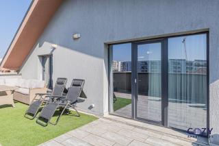 COZY Deluxe 2 Bedrooms Apartment with Terrace - Coresi Mall Brasov - Brasov - 4