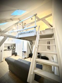 22 Centre ville - Drouaise - Mezzanine - 4 Couchages - 8