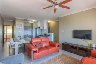 205 Lescalier Cabanas - Modern Beach front apartment - Amanzimtoti - 7