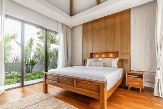 Anchan Flora by Villacarte - 1