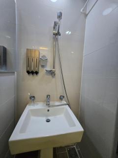 W House 506 Queen 1Bedroom - 2