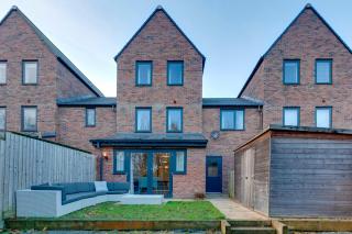 Modern and Spacious Townhouse with Own Carpark Pass the Keys - Cambridge - 8