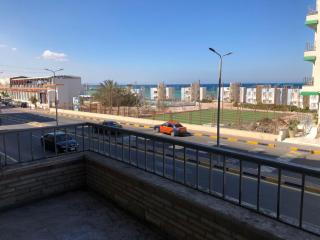Stunning Seaview Apartment for rent- Prime Location - 0