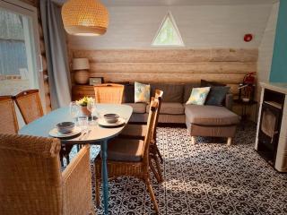 Saarjärve Väike Puhkemaja järve ääres - 5