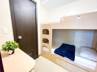 Cozy 3BR near Airport & Okada, Solaire II Infinity Pool - Manila - 3