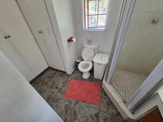 Woodhills Guest house - 2