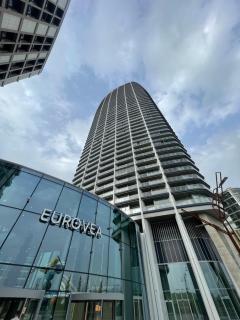 SkyLuxe 25 Eurovea Tower - - 9