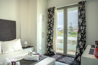 Pink Rose Beachfront Villa - Heraklion - 4