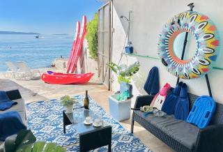 Luxury Seaside Villa with a classic Mediterranean Olive Garden, a fully equipped Professional Kitchen, Pool, Sauna, Padle Boards and Canoe - Miolin Beach House - Trogir - 9