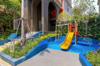 La Habana 1 bedroom condo with beach, markets, and shops steps away - 8