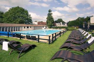 Dancenter Boutique Luxury Gatwick Airport - 9