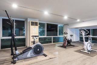 Airbus Hotel At Phawana Station - 1