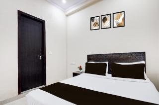Hotel O Sun Shine Guest House - New Delhi - 8