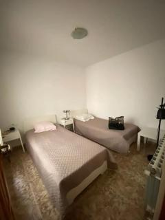Spacious Apartment in Torroella de Montgrí with Terrace - 5