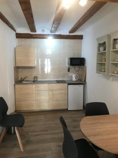 Centrally located two bedroom apartment - Perelló - 9