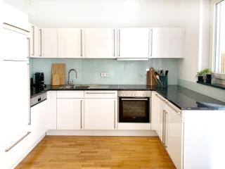 Flatista Homes - Nymphenburg Suites - Munich - 7