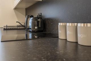 Royal Docks Cozy Studio Flat B - 1