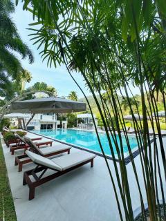 Serenity Lakeside Resort - Kathu - 2