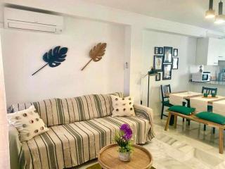 Chez Juan By Solymar Holiday - Torre del Mar - 2