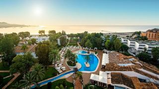 NEW Oiza Garden in Bahia Blanca with Garden and Ocean Views - 2