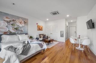 Stylish Studio Pool In Nolibs - Philadelphia - 4