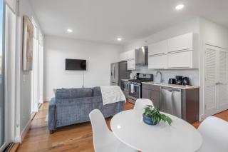Luxury Nolibs 1br Huge Balcony - Philadelphia - 1