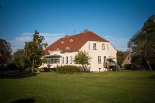 Gut Zahren - - 9